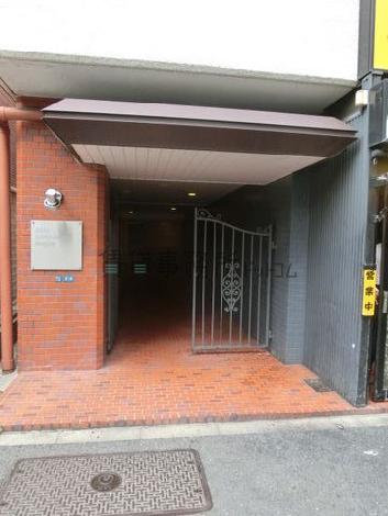 正面玄関