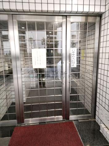 正面玄関