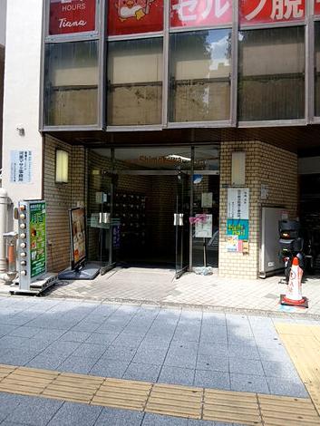 正面玄関
