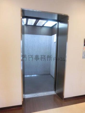 エレベーター