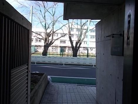 正面玄関