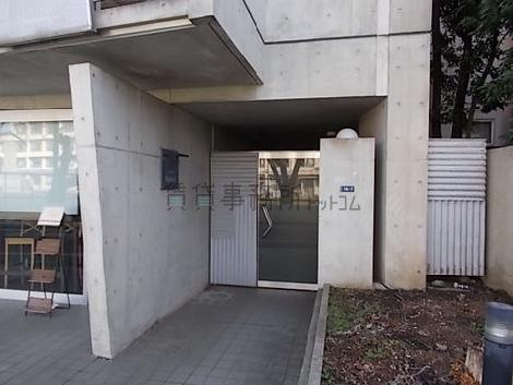正面玄関