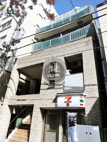 シャローグラスの外観写真