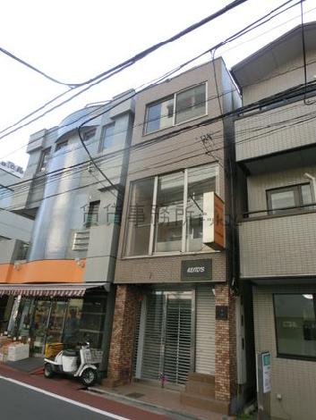まるまんビルの外観写真
