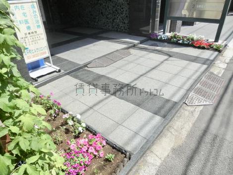 正面玄関