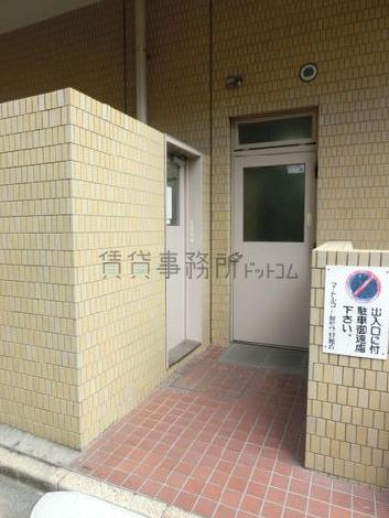 正面玄関