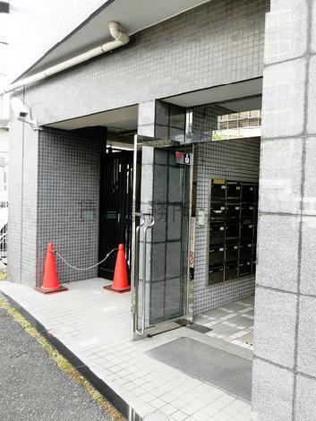 正面玄関