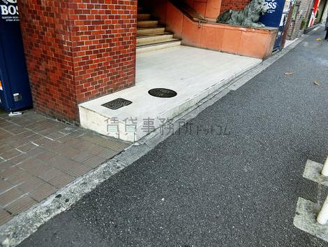 正面玄関