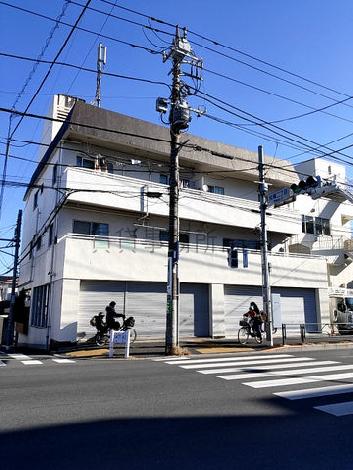 河辺ビルの外観写真