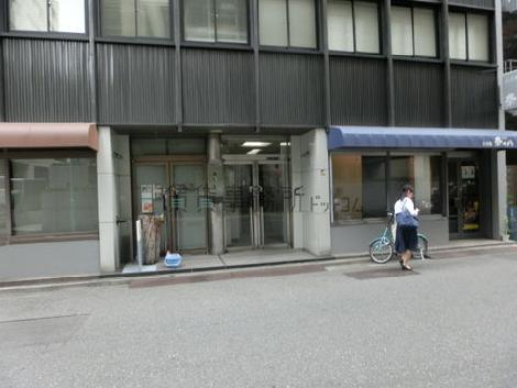 正面玄関