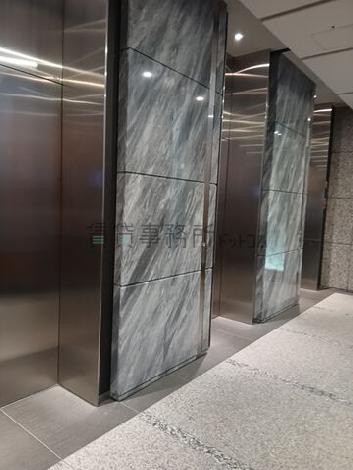 エレベーター３基