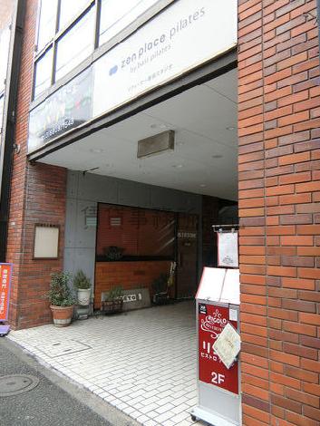 正面玄関