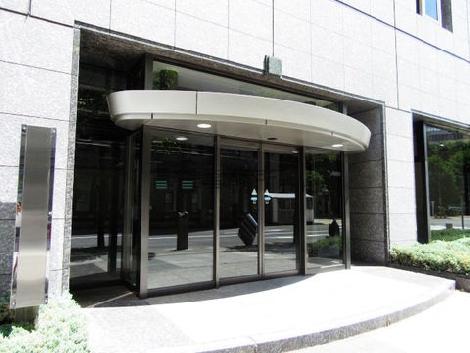 正面玄関