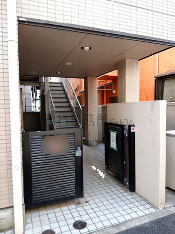 正面玄関