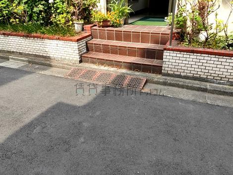 正面玄関