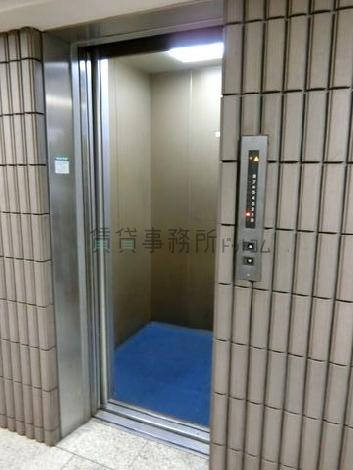 エレベーター