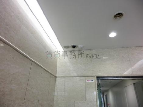防犯カメラを設置