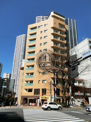 西新宿PINE NEEDLEの外観写真