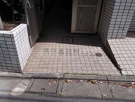 正面玄関