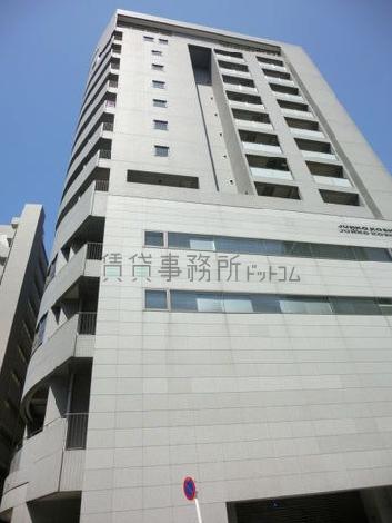 上層の造りが特徴的です