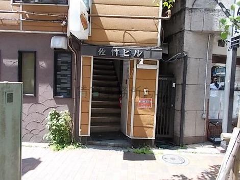 正面玄関