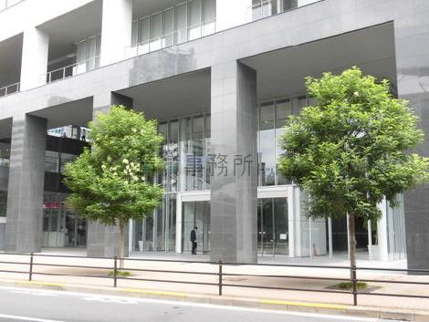 正面玄関