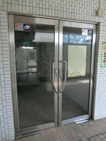 正面玄関