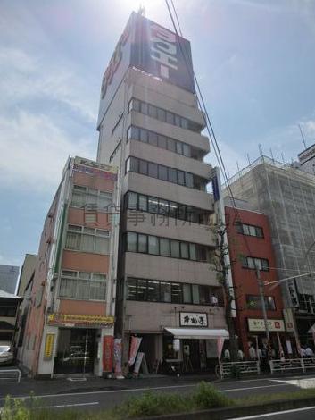 窓の間口が広いです