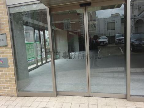 正面玄関