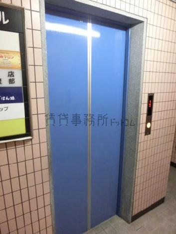 エレベーター