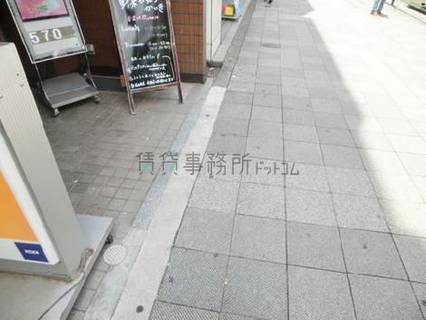 正面玄関