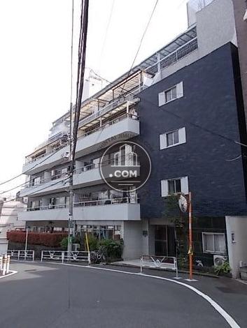 パインクレストの外観写真
