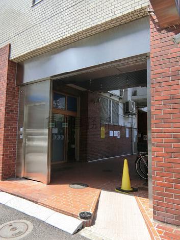 正面玄関