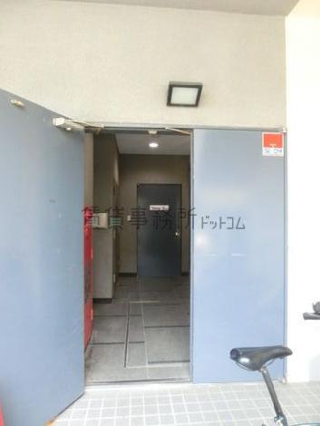正面玄関