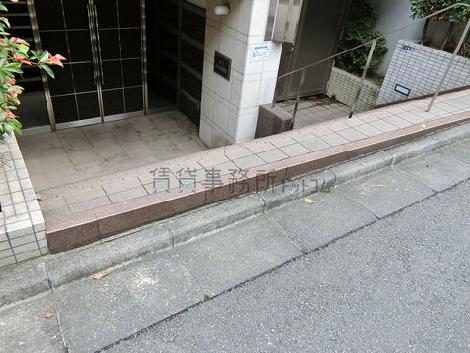 正面玄関