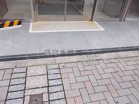 正面玄関