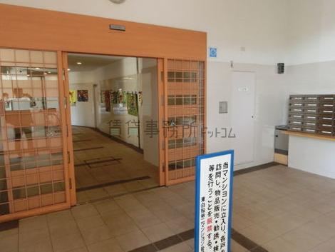 正面玄関