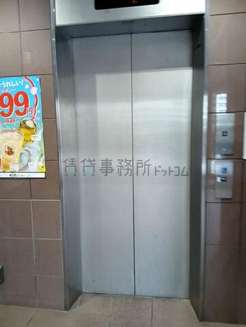 エレベーター