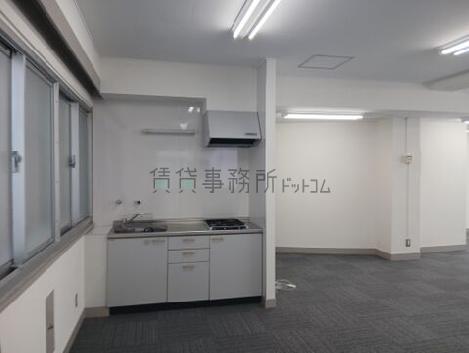 瀧田ビルの給湯室
