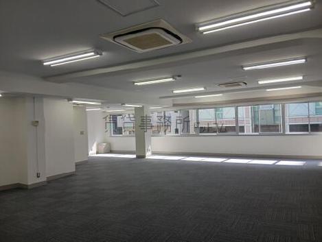 瀧田ビルの室内