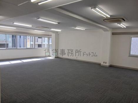 瀧田ビルの室内