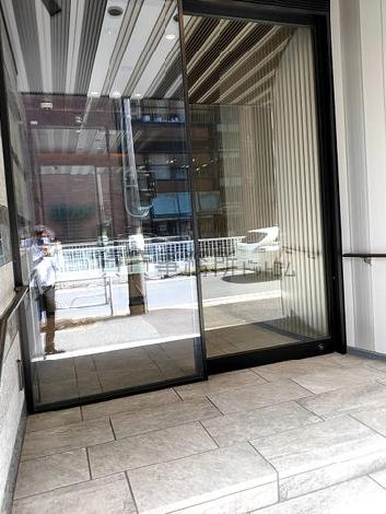 正面玄関