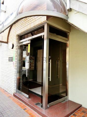正面玄関