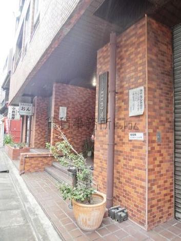 正面玄関