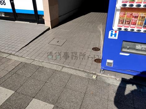 正面玄関