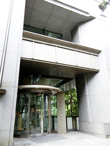 正面玄関