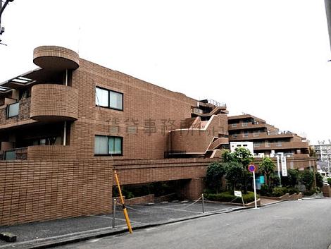 ドルミ本郷・東京ササキビルの室内