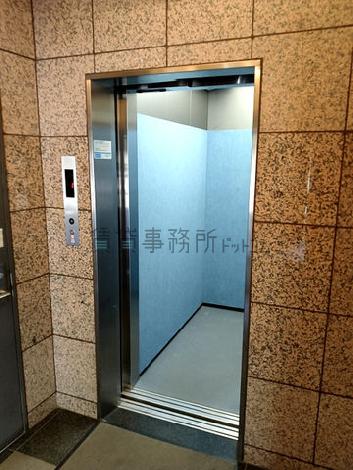 エレベーター