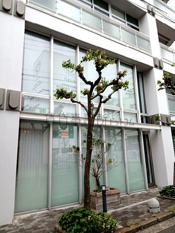 正面玄関