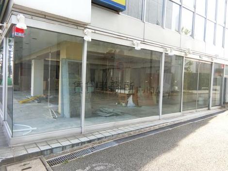 正面玄関